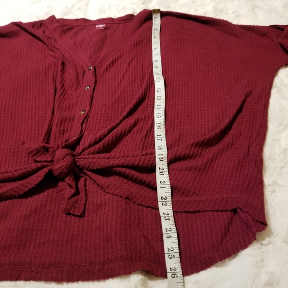 AMP Top Womens Size Xlarge Cropped Wine/Burgundy Maroon - Picture 9 of 10